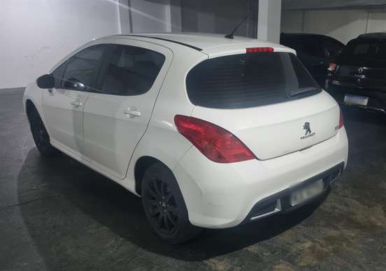 PEUGEOT-308-2012