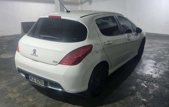 PEUGEOT-308-2012