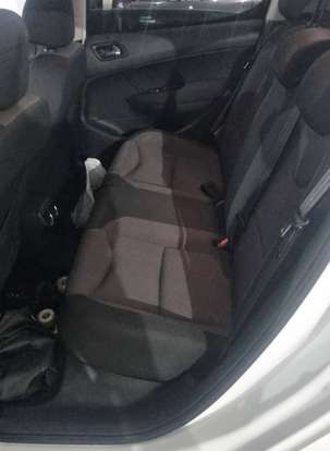 PEUGEOT-308-2012