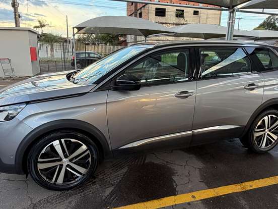 PEUGEOT-5008-1.6 GRIFFE PACK THP 16V GASOLINA 4P AUTOMÁTICO PEUGEOT-5008-2018