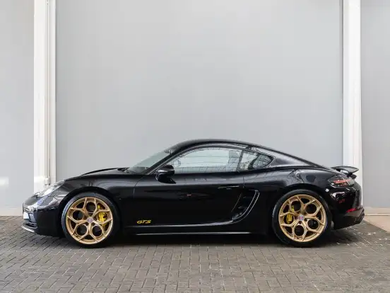 PORSCHE-718-2018