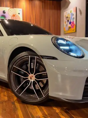 PORSCHE-911-2025