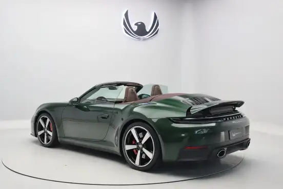 PORSCHE-911-2025