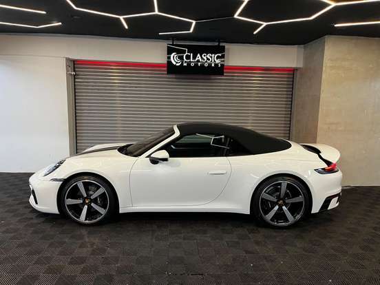 PORSCHE-911-3.0 24V H6 GASOLINA CARRERA CABRIOLET PDK PORSCHE-911-2024