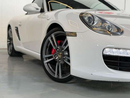 PORSCHE-BOXSTER-2011