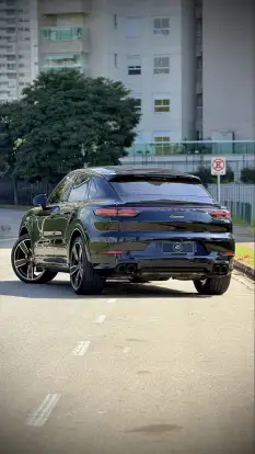 PORSCHE-CAYENNE-2022