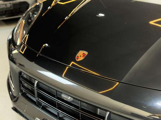 PORSCHE-CAYENNE-2023