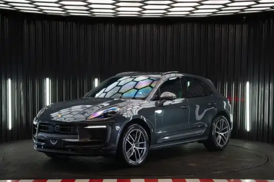 PORSCHE-MACAN-2025