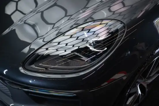 PORSCHE-MACAN-2025