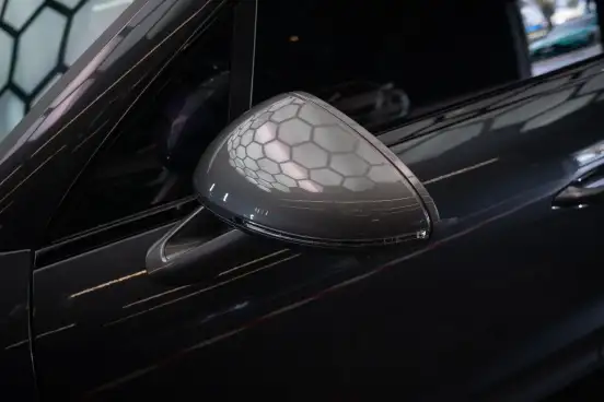 PORSCHE-MACAN-2025