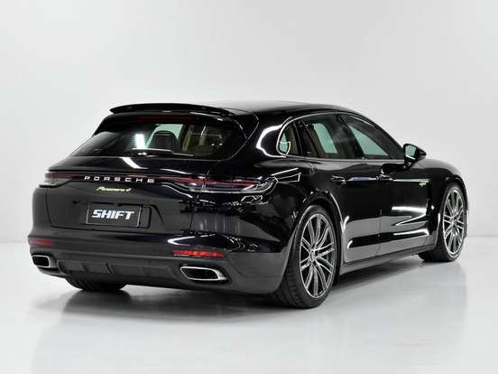 PORSCHE-PANAMERA-2023