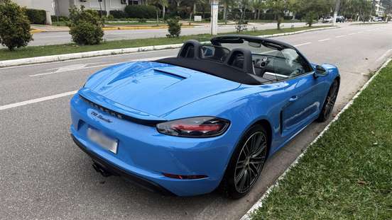 PORSCHE-718-2023