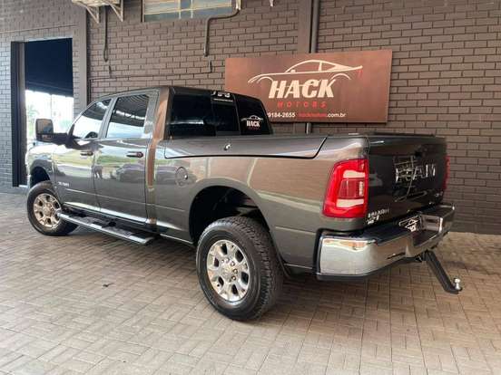 RAM-2500-6.7 I6 TURBO DIESEL LARAMIE CD 4X4 AUTOMÁTICO RAM-2500-2023