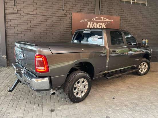 RAM-2500-6.7 I6 TURBO DIESEL LARAMIE CD 4X4 AUTOMÁTICO RAM-2500-2023