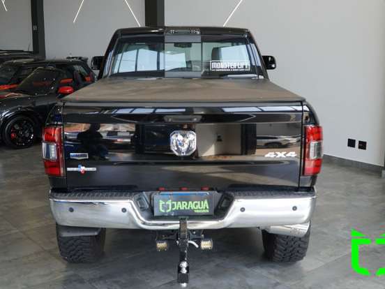 RAM-2500-6.7 LARAMIE 4X4 CD I6 TURBO DIESEL 4P AUTOMÁTICO RAM-2500-2012