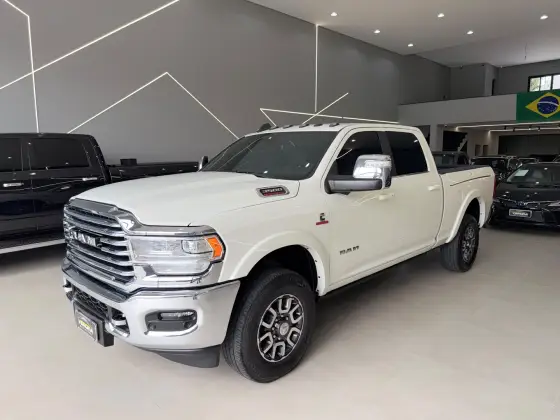 RAM 3500 6.7 I6 TURBO DIESEL LIMITED LONGHORN CD 4X4 AUTOMÁTICO RAM 3500 6.7 I6 TURBO DIESEL LIMITED LONGHORN CD 4X4 AUTOMÁTICO
