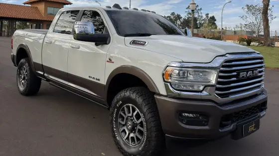 RAM 3500 6.7 I6 TURBO DIESEL LIMITED LONGHORN CD 4X4 AUTOMÁTICO RAM 3500 6.7 I6 TURBO DIESEL LIMITED LONGHORN CD 4X4 AUTOMÁTICO