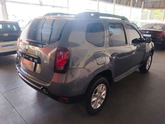 RENAULT-DUSTER-2015