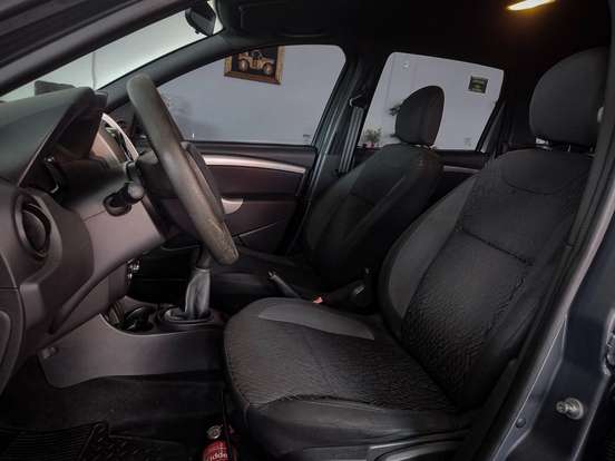 RENAULT-DUSTER-2015