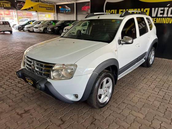RENAULT DUSTER 2.0 DYNAMIQUE 4X2 16V FLEX 4P AUTOMÁTICO
