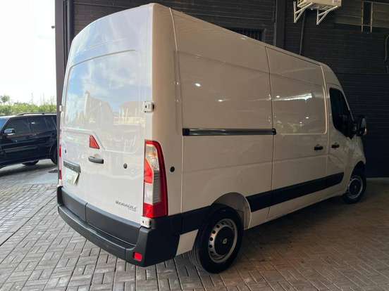 RENAULT-MASTER-2018