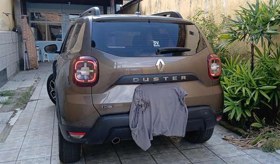 RENAULT-DUSTER-2022