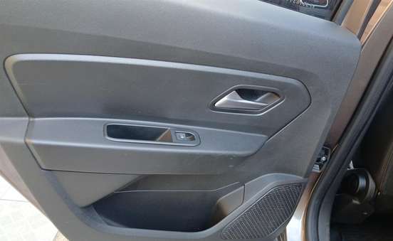 RENAULT-DUSTER-2022