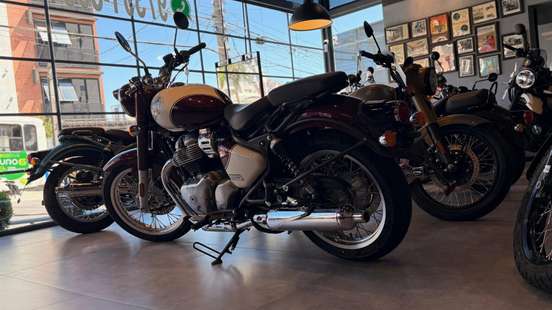 ROYAL ENFIELD-CLASSIC 650 VALLAM RED-2026
