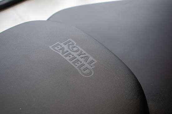 ROYAL ENFIELD-HIMALAYAN 450 HANLE BLACK-2026