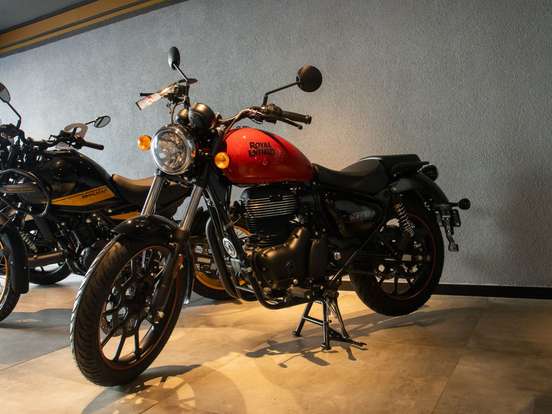 ROYAL ENFIELD-METEOR 350 FIREBALL ROYAL ENFIELD-METEOR 350 FIREBALL-2025