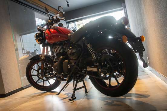 ROYAL ENFIELD-METEOR 350 FIREBALL-2025