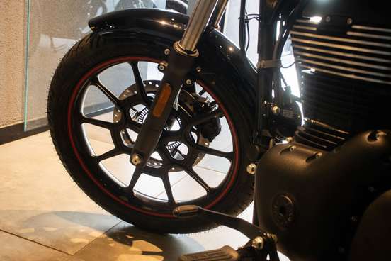 ROYAL ENFIELD-METEOR 350 FIREBALL-2025