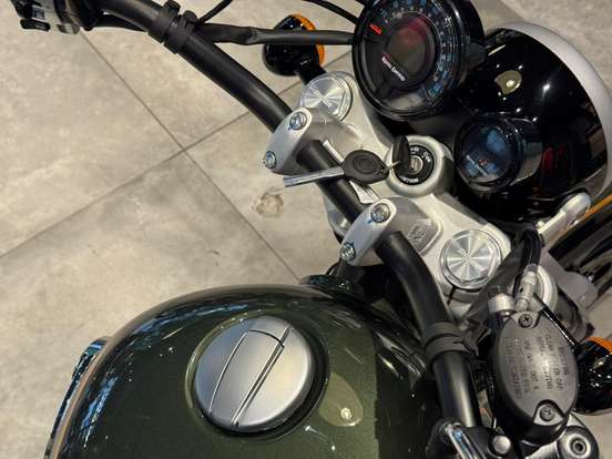 ROYAL ENFIELD-METEOR 650 ASTRAL ROYAL ENFIELD-METEOR 650 ASTRAL-2026