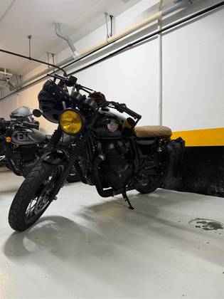ROYAL ENFIELD INTERCEPTOR 