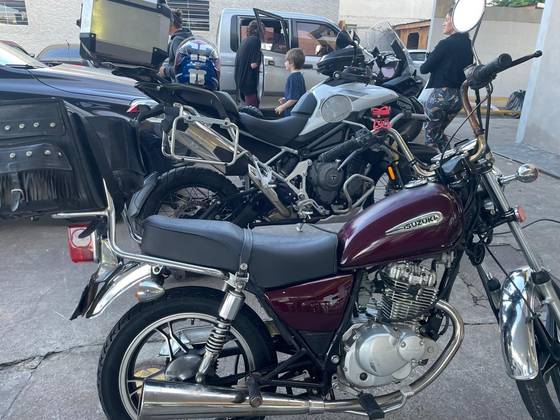 SUZUKI INTRUDER 125 