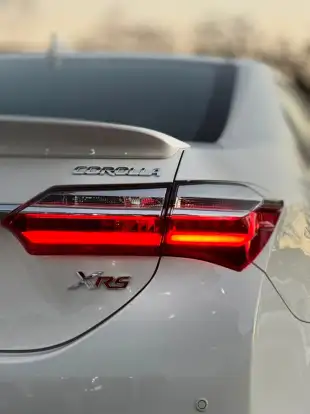 TOYOTA-COROLLA-2018