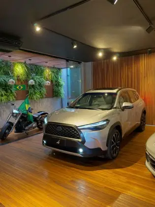 TOYOTA COROLLA CROSS 1.8 VVT-I HYBRID FLEX XRX CVT TOYOTA COROLLA CROSS 1.8 VVT-I HYBRID FLEX XRX CVT