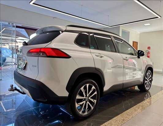 TOYOTA-COROLLA CROSS-2023
