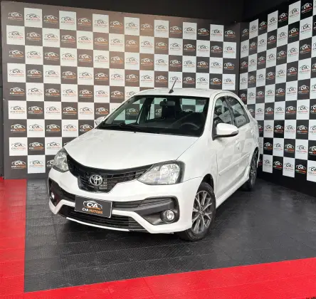 TOYOTA ETIOS 1.5 PLATINUM SEDAN 16V FLEX 4P AUTOMÁTICO TOYOTA ETIOS 1.5 PLATINUM SEDAN 16V FLEX 4P AUTOMÁTICO