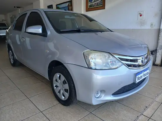 TOYOTA-ETIOS-1.5 X SEDAN 16V FLEX 4P MANUAL TOYOTA-ETIOS-2014