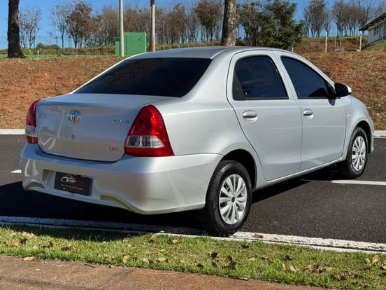 TOYOTA-ETIOS-1.5 X SEDAN 16V FLEX 4P MANUAL TOYOTA-ETIOS-2017