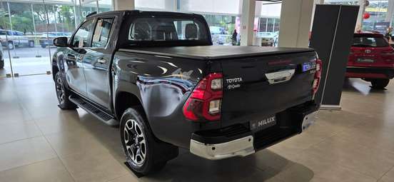 TOYOTA-HILUX-2026