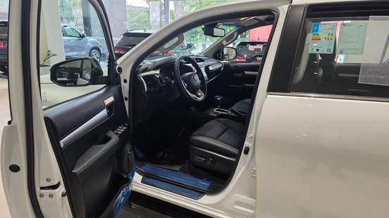 TOYOTA-HILUX-2026