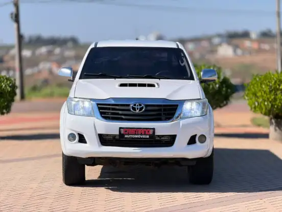 TOYOTA-HILUX-3.0 STD 4X4 CD 16V TURBO INTERCOOLER DIESEL 4P MANUAL TOYOTA-HILUX-2013