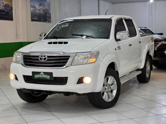 TOYOTA HILUX 3.0 STD 4X4 CD 16V TURBO INTERCOOLER DIESEL 4P MANUAL