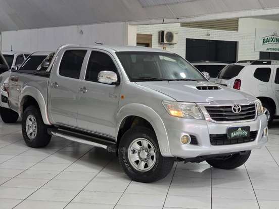 TOYOTA-HILUX-2013