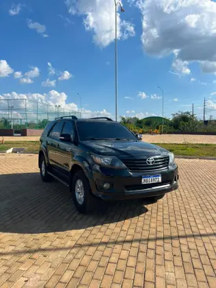 TOYOTA HILUX SW4 2.7 SR 4X2 16V FLEX 4P AUTOMÁTICO TOYOTA HILUX SW4 2.7 SR 4X2 16V FLEX 4P AUTOMÁTICO