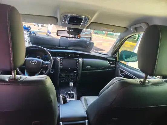TOYOTA-HILUX SW4-2021