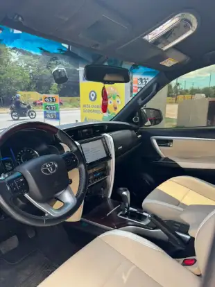 TOYOTA-HILUX SW4-2020