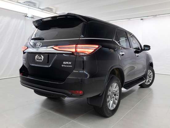 TOYOTA-HILUX SW4-2022